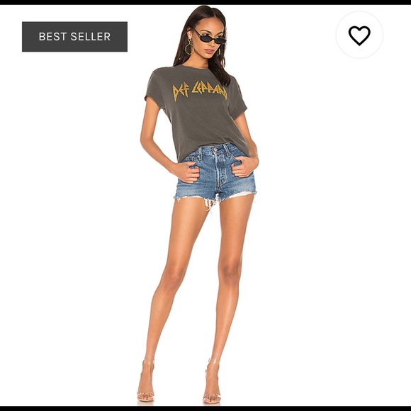 Levi's Pants - Levi’s 501 Short in Indigo Avenue